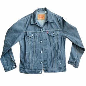 Levi denim jacket